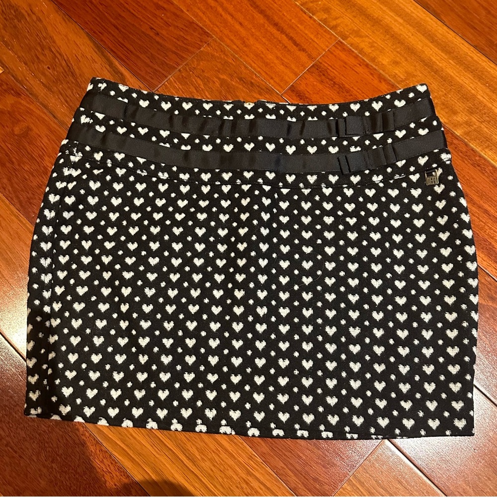 DEPT Black And White Heart Mini Skirt